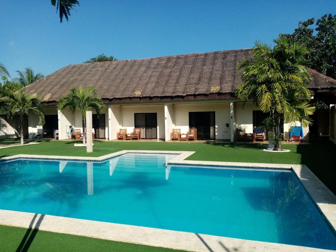 Higala Resort Panglao-stad Buitenkant foto